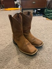 Ariat men wide for sale  Bayport