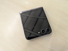 Samsung galaxy flip usato  Italia