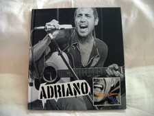 Adriano vol. arrivano usato  Lucca