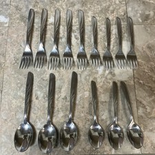 Lote de 15 talheres de aço inoxidável MCM SILCO Waves EUA. comprar usado Lote de 15 talheres de aço inoxidável MCM SILCO Waves EUA. comprar usado  Enviando para Brazil