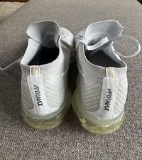 Nike air vapormax for sale  WARE