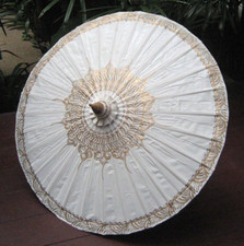 White thai umbrella d'occasion  Expédié en Belgium