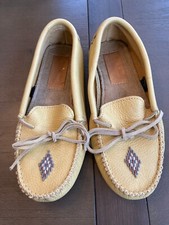 Manitobah mukluks tan for sale  Santa Barbara