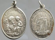 Jolie médaille religieuse d'occasion  Mailly-le-Camp