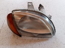 Faro anteriore destro usato  Italia