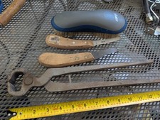 Farrier Tools Par de Cuchillos (Uno es un Profesional) Cortacésped y Cepillo Oster Horse segunda mano  Embacar hacia Mexico