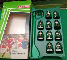 Subbuteo team completo usato  Carpeneto
