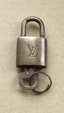 Louis vuitton cadenas d'occasion  Bénouville