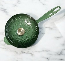New creuset green d'occasion  Expédié en Belgium