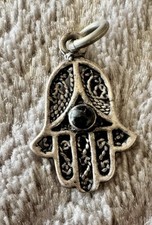 Pendentif vintage main d'occasion  Vaulx-en-Velin
