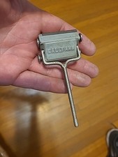 Aspirador de pó de metal miniatura brinquedo casa de bonecas sally ann, usado comprar usado  Enviando para Brazil