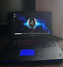 Notebook para jogos Alienware 17-R2 17" Core i7-4710HQ 2.50GHz 1GB RAM 300GB SSD Win10 comprar usado  Enviando para Brazil