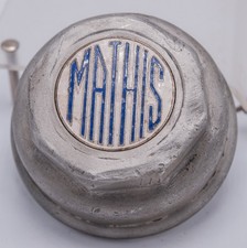 Década de 1920 - Tampa de graxa calota de automóvel com rosca francesa Mathis alumínio/esmalte comprar usado Década de 1920 - Tampa de graxa calota de automóvel com rosca francesa Mathis alumínio/esmalte comprar usado  Enviando para Brazil