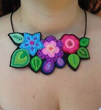 Collana artistica fiori usato  Cirie