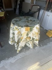 Round mdf table for sale  NEWCASTLE UPON TYNE