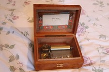 Boite musique reuge d'occasion  Montmort-Lucy
