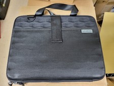 Max cases explorer for sale  Hugo