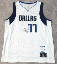 CAMISETA MARK CUBANA ASSINADA DALLAS MAVERICKS NBA LUKA DONCIC SHARK TANK OWNER BAS comprar usado  Enviando para Brazil
