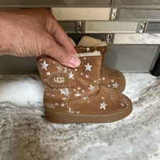 Ugg classic short for sale  Butler