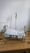 Ancien lit poupee d'occasion  Thorigny-sur-Oreuse