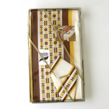 Ancienne nappe vintage d'occasion Ancienne nappe vintage d'occasion  Saint-Sorlin-en-Valloire