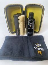 Kit de limpeza de tênis/sapato Crep Protect Cure com estojo de viagem, solução, escova, pano comprar usado  Enviando para Brazil