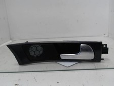 Poignee interieur droit d'occasion Poignee interieur droit d'occasion  Seurre