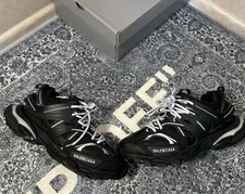 Usado, Tênis Balenciaga Track 3 Led logotipo preto masculino tamanho EUA 9 EU 42 comprar usado  Enviando para Brazil