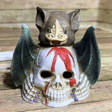 Lâmpada de sangue vintage morcego envolvida em torno de crânio humano luz exclusiva de Halloween comprar usado Lâmpada de sangue vintage morcego envolvida em torno de crânio humano luz exclusiva de Halloween comprar usado  Enviando para Brazil