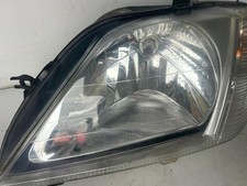 Faro fanale anteriore usato Faro fanale anteriore usato  Italia