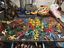 Lot cowboys plastique d'occasion  Bas-en-Basset