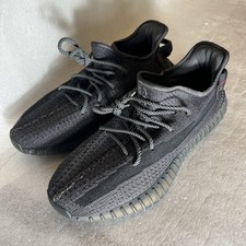 Nice adidas yeezy for sale  Pensacola
