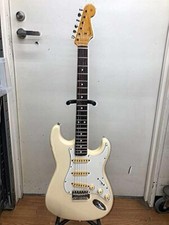 Guitarra elétrica Fender Japan STD-62 Stratocaster branca feita no Japão 1988 E série comprar usado  Enviando para Brazil