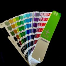 Pantone series color d'occasion  Expédié en Belgium