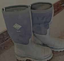 Muck woman chore for sale Muck woman chore for sale  BASILDON