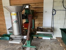 Vigo large apple for sale  LISKEARD