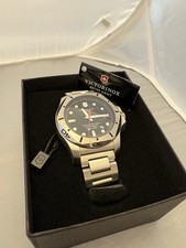 Victorinox I.N.O.X. Relógio de quartzo masculino com pulseira de aço inoxidável, prata - 241781 comprar usado  Enviando para Brazil