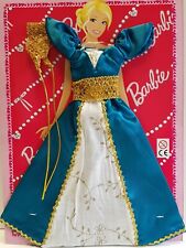 Barbie collection dresses d'occasion  Expédié en Belgium