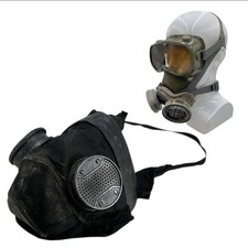 The Handmaid’s Tale Colonies tela usada máscara de gás e máscara de cavalo adereço certificado de autenticidade Hulu, usado comprar usado The Handmaid’s Tale Colonies tela usada máscara de gás e máscara de cavalo adereço certificado de autenticidade Hulu, usado comprar usado  Enviando para Brazil