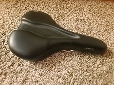 Specialized body geometry for sale  Yakima