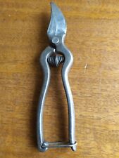 Ancien secateur fleuriste d'occasion  Gergy