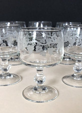 Lot verres digestif d'occasion  Avesnes-les-Aubert