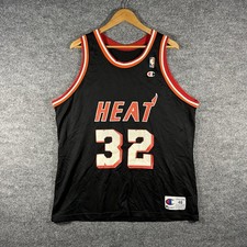 Camiseta Vintage Anos 90 Champion Harold Miner #32 Miami Heat NBA Tamanho 48 XL Preta comprar usado Camiseta Vintage Anos 90 Champion Harold Miner #32 Miami Heat NBA Tamanho 48 XL Preta comprar usado  Enviando para Brazil