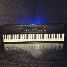 Korg sp280 digital for sale  LONDON