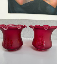 Pair deep red d'occasion  Expédié en Belgium