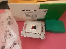 Schneider alb81088 prise d'occasion  Pézenas