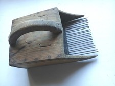 peigne a myrtilles bois d'occasion peigne a myrtilles bois d'occasion Bourganeuf