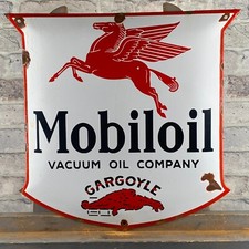 Mobiloil enamel sign d'occasion  Expédié en Belgium