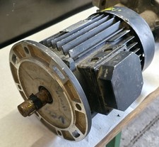 Motor elektromotor flanschmoto gebraucht kaufen Motor elektromotor flanschmoto gebraucht kaufen  Gilserberg