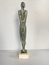 Scultura figura femminile usato  Varallo Pombia